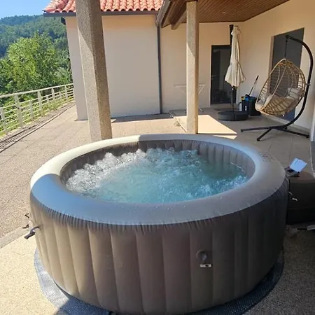 Casa Oliveira E Quinteiro