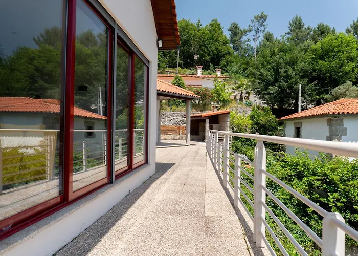 Casa Oliveira E Quinteiro Geres